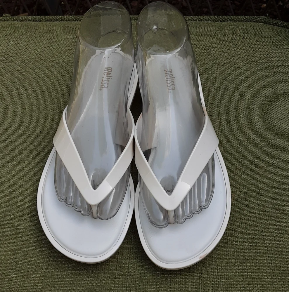 Melissa White and Pink Platform Thong Sandal Size 8.
